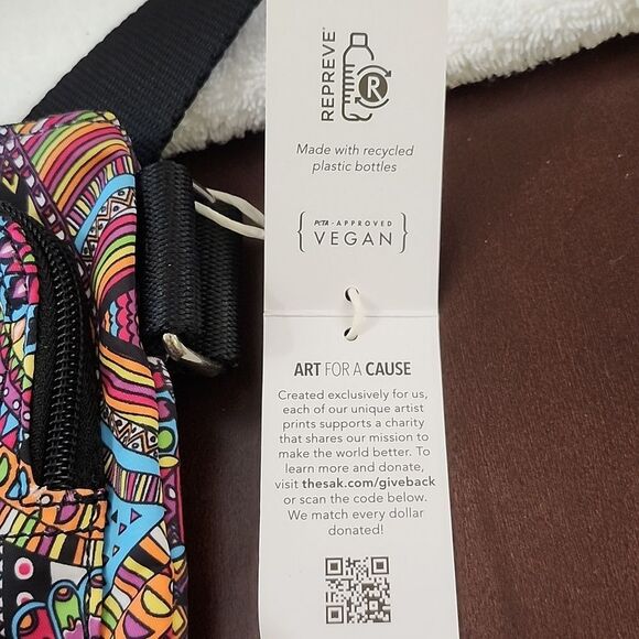 Sakroots Esperato Print With LLAMAS Belt Bag - NEW - Picture 6 of 12